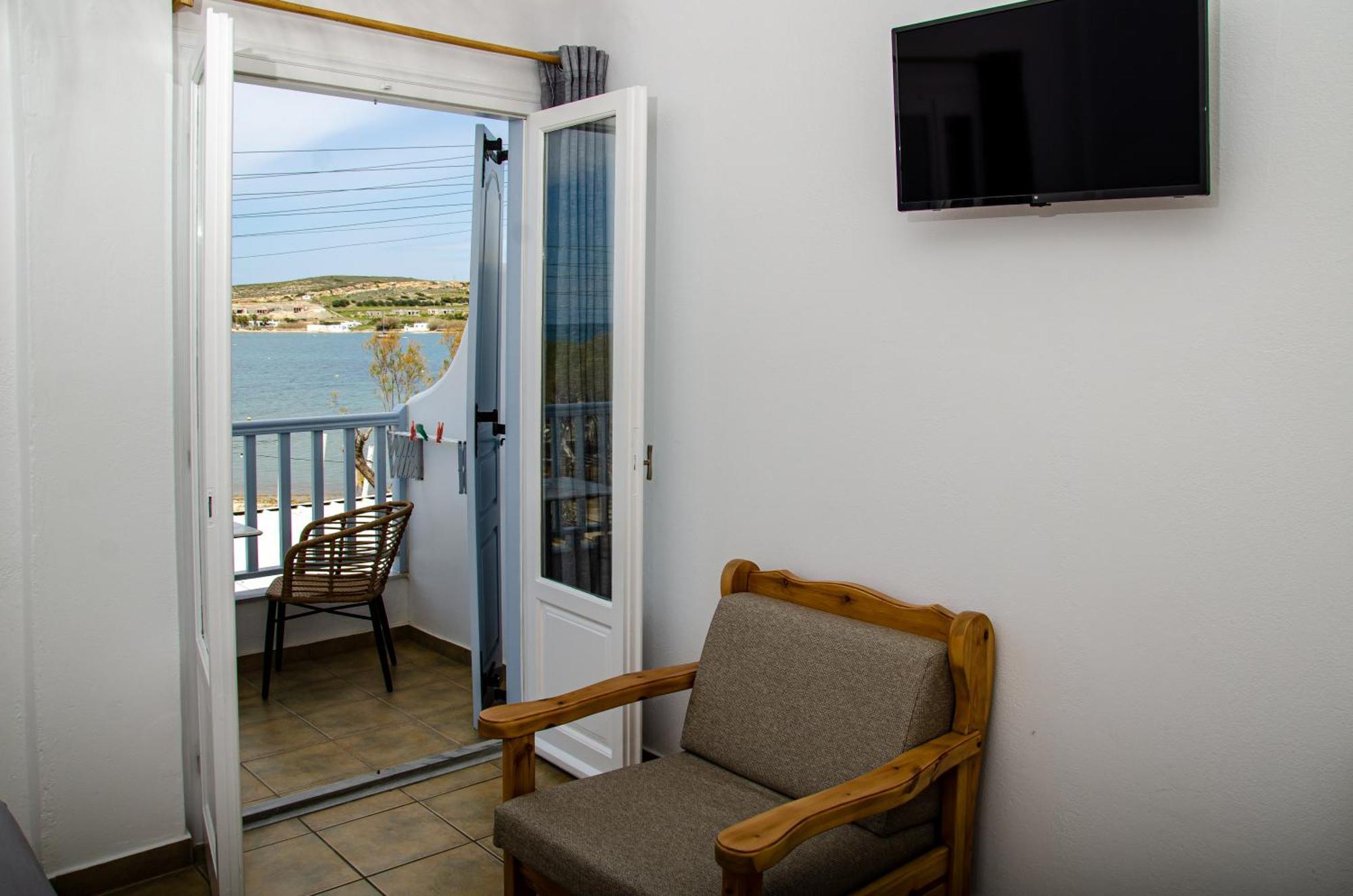 Hotel Livadia Párosz Kültér fotó