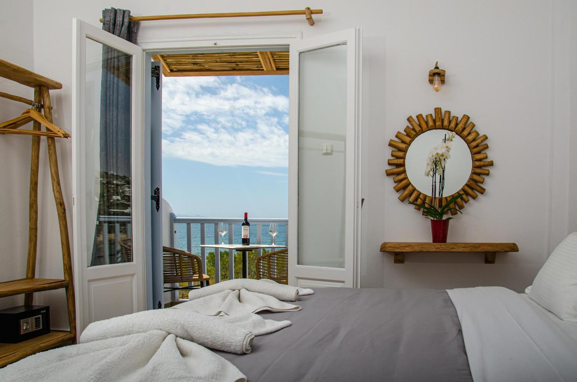Hotel Livadia Párosz Kültér fotó
