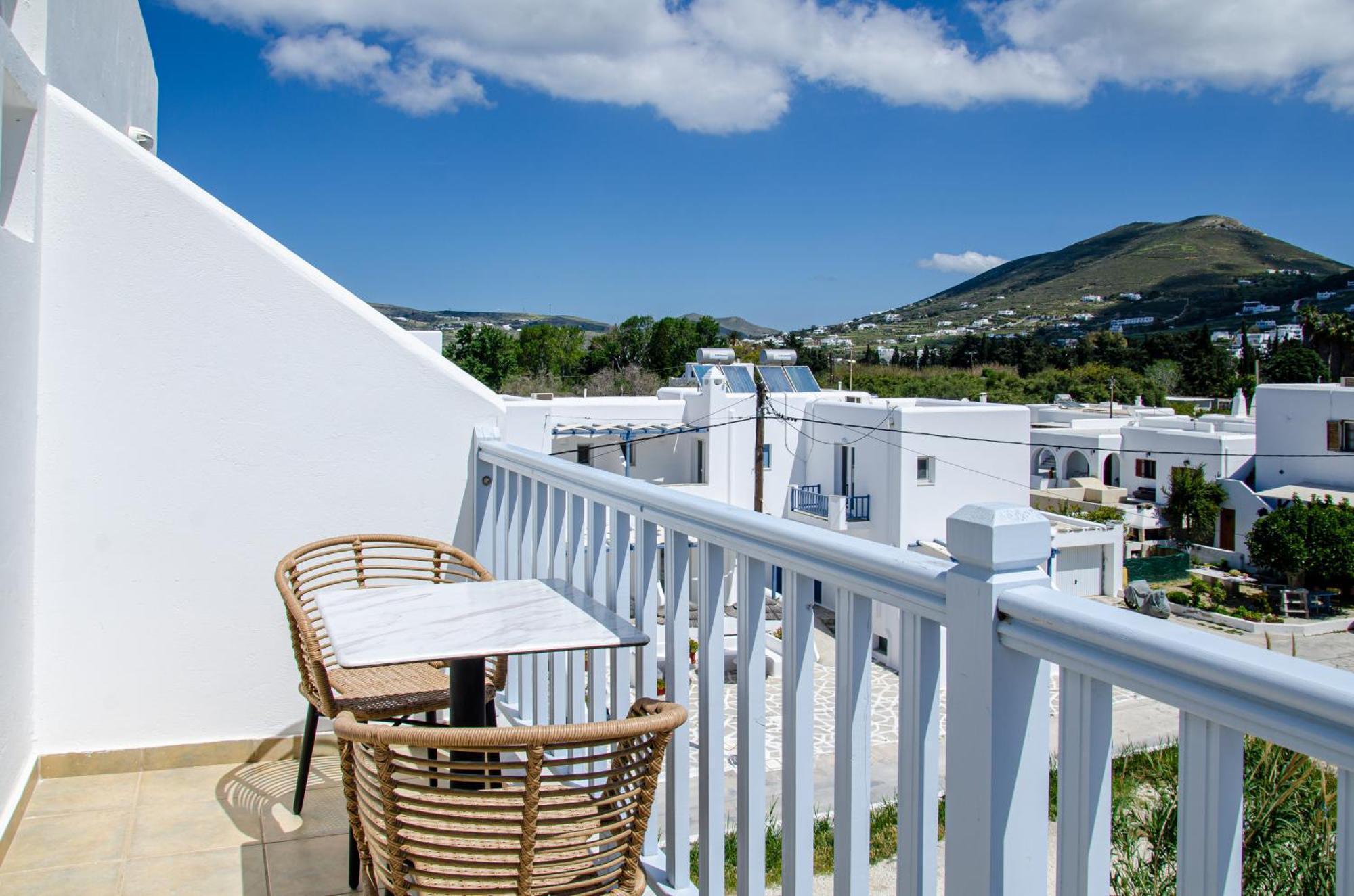 Hotel Livadia Párosz Kültér fotó