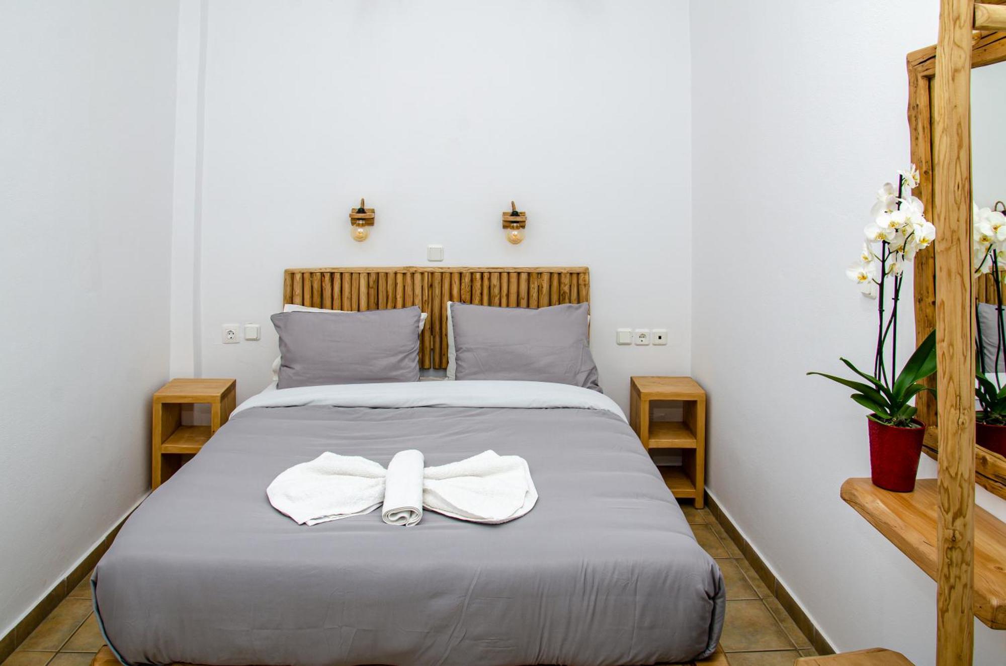 Hotel Livadia Párosz Kültér fotó