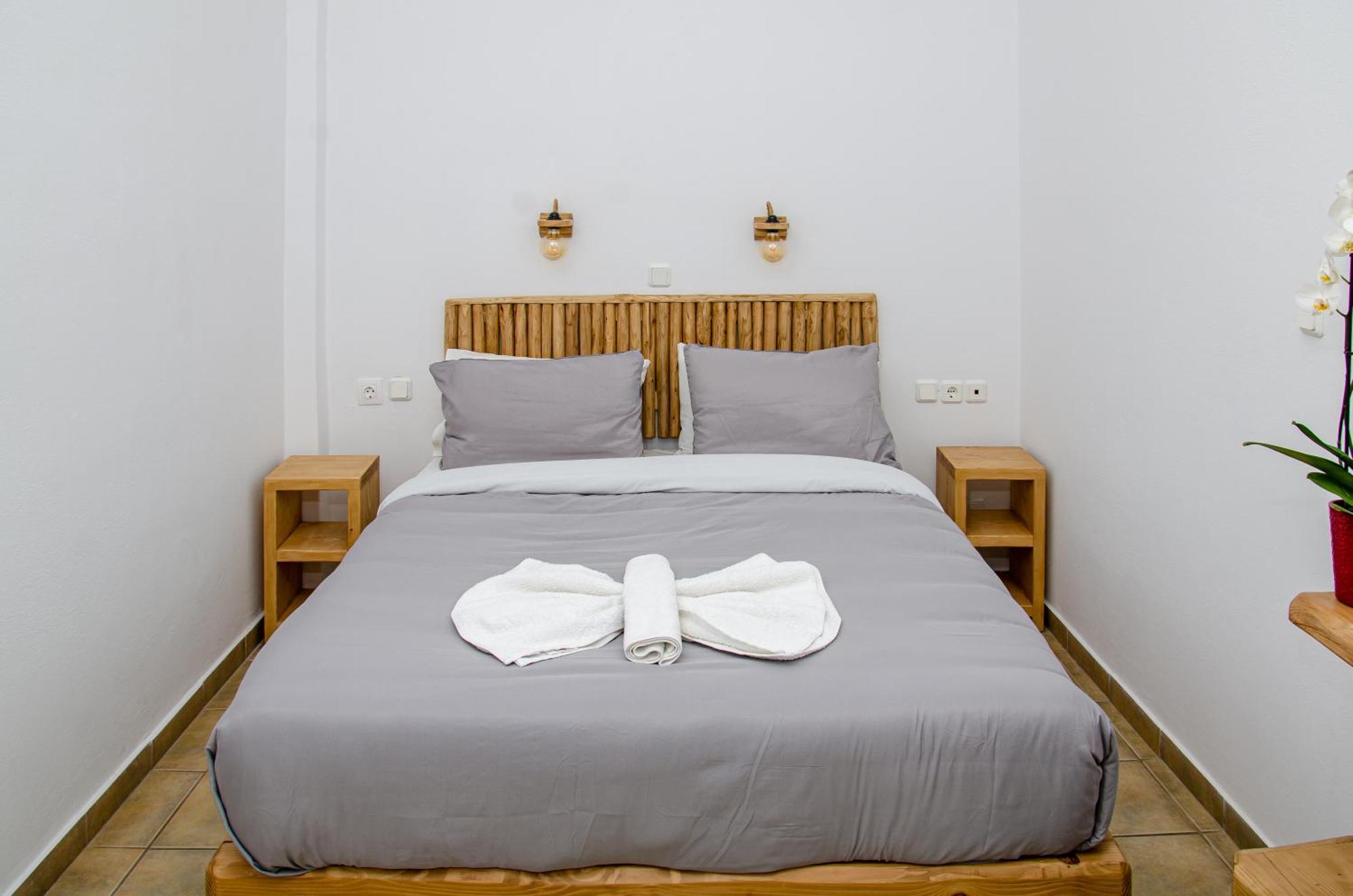 Hotel Livadia Párosz Kültér fotó