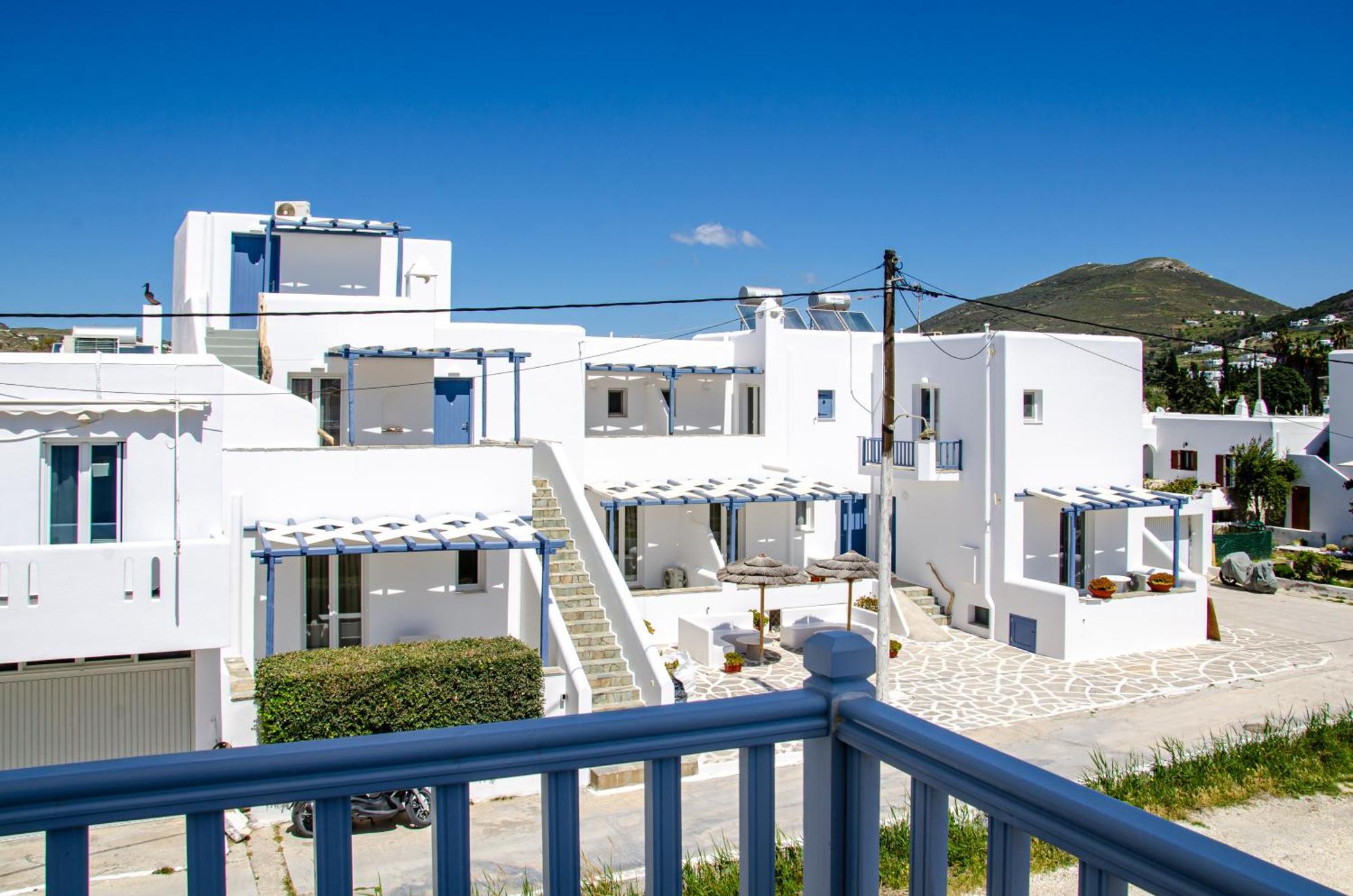 Hotel Livadia Párosz Kültér fotó
